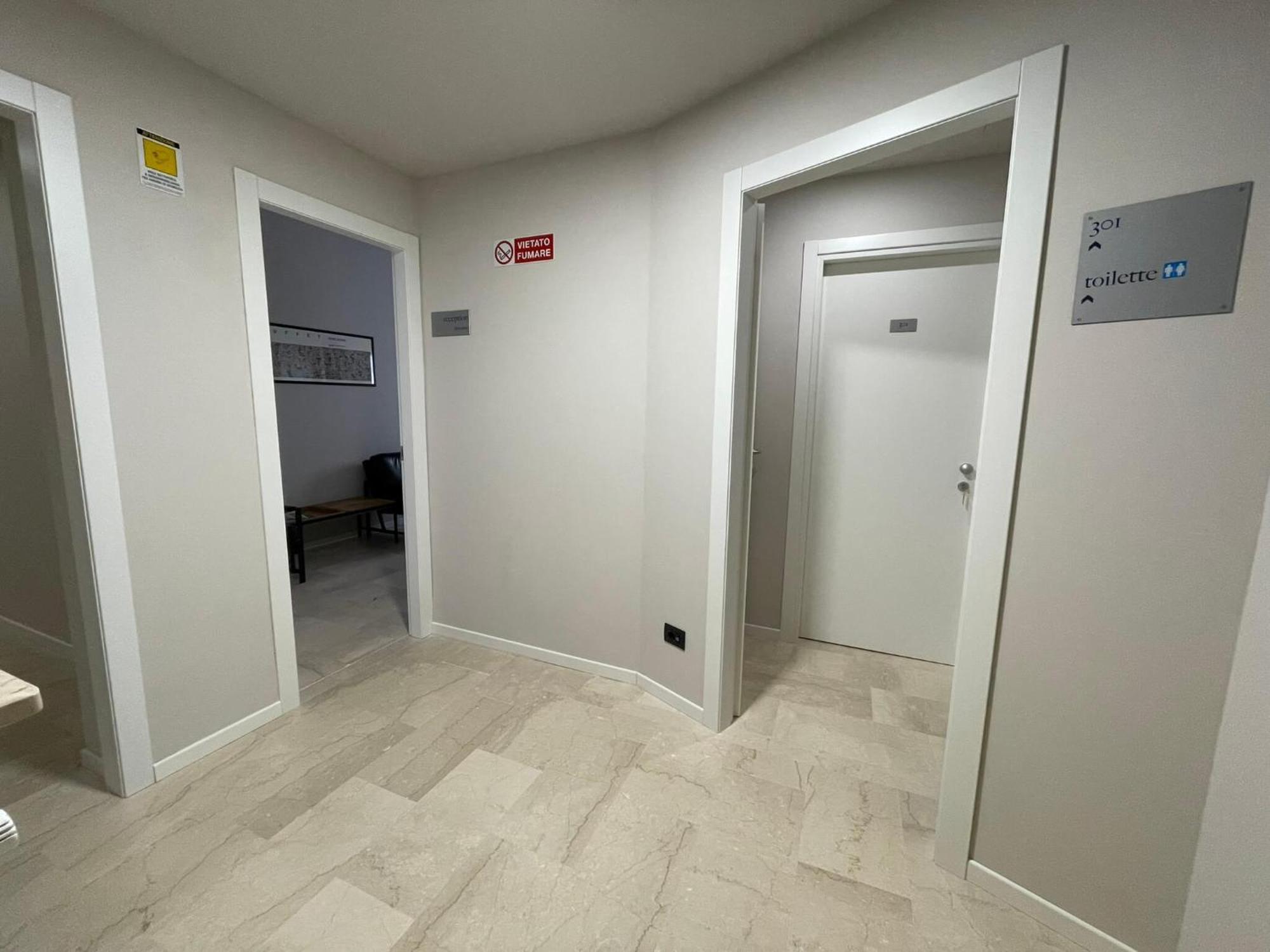 La Galleria Lodge Parma Bagian luar foto