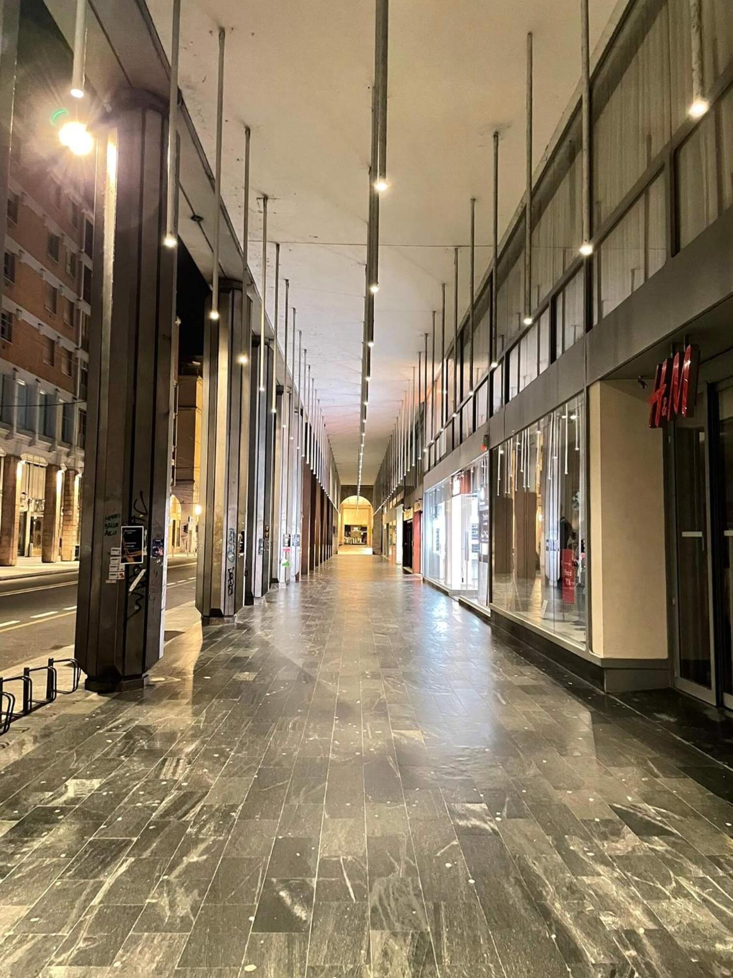 La Galleria Lodge Parma Bagian luar foto