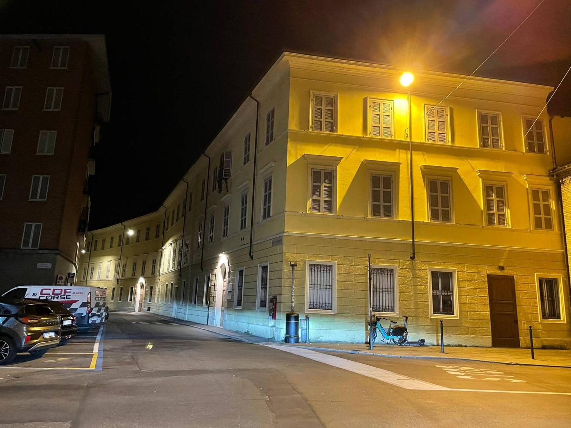 La Galleria Lodge Parma Bagian luar foto