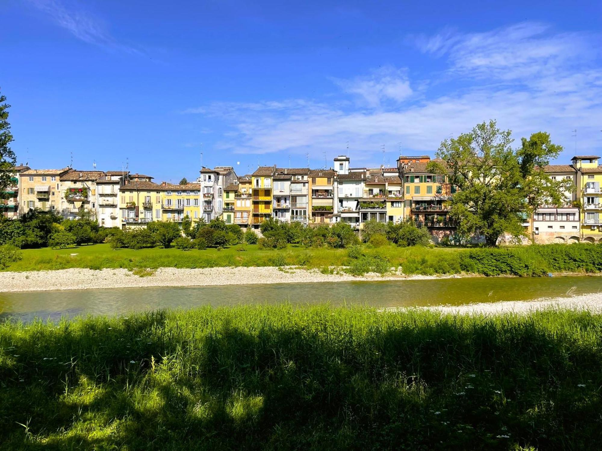 La Galleria Lodge Parma Bagian luar foto