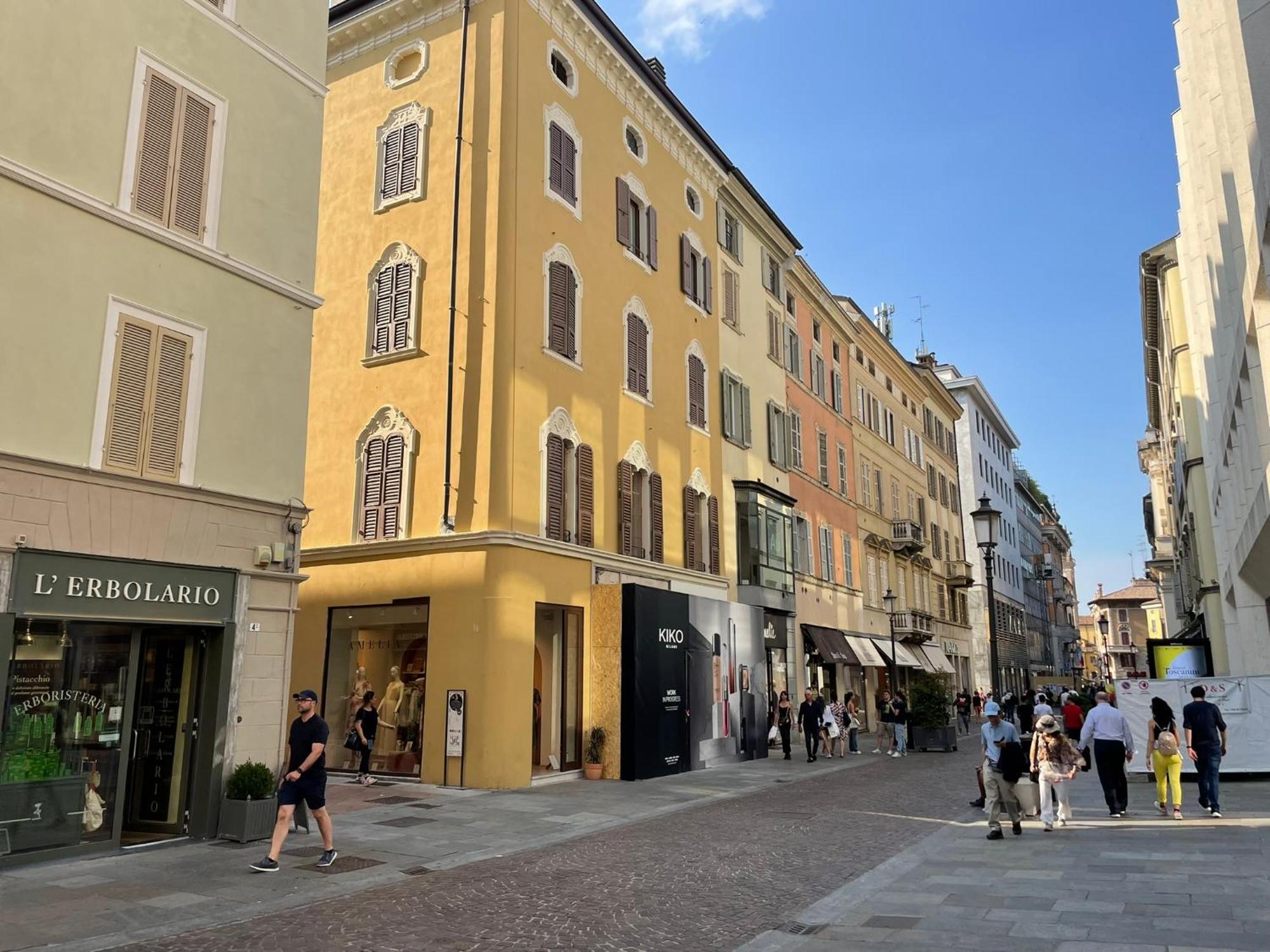 La Galleria Lodge Parma Bagian luar foto